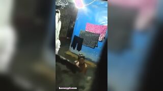 ရေချိုးချောင်းရိုက် (၆၆)