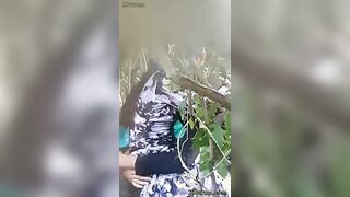 နို့တိုက်တဲ့ ညီမလေး