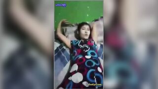 မုန့်ဖိုးပေးပြီးလိုးတဲ့ ကားဆရာကြီး