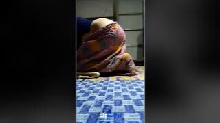 ဖင်ကုန်းနေတဲ့အန်တီကြီးကိုတက်လိုး