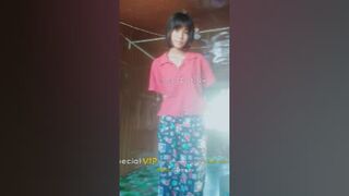 သောကြာသမီးလေး အောက်ဟာသေးခ်ခ် # 1