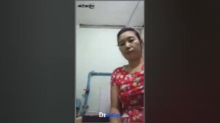 အပျိုကြီးမမ အမိုက်စားကြီး