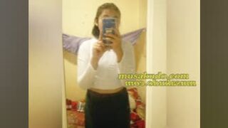 ဗိုလ်တထောင်ကျောင်းသူလေး