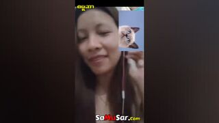 အိမ်သာထဲသွားပြီးဘဲကိုဖုတ်ဖုတ်ပြ