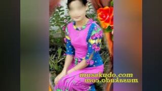 တောသူလေးကိုဂေါ်အစွပ်နဲ့လိုးတာ