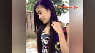 အဖုတ်လေးကစီးထုတ်နေတာဘဲ @