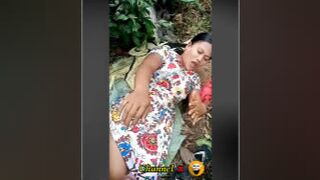 တောထဲမှာဆွဲတာ ပုရွက်ဆိတ်တွေပါကိုက်လို့