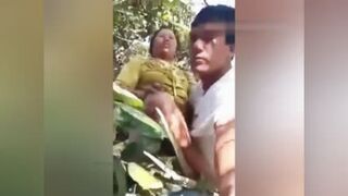 ရွာကအုပ်ကြီးအပျိုကြီးနဲ့ခိုးစားနေတာ