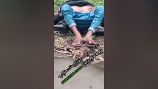 နှစ်ယောက်သားအမုန်းလိုးနေတာ ချောင်းရိုက်တဲ့ကောင်ကဖင်တက်လိုးတော့့မယ်