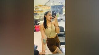 မြန်မာမလေး သန့်လိုက်တာ ရှယ်မှရှယ် ဒါမျိုးလိုအပ်ရင် hi လိုက်ပါ # 1