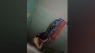ရေချိုးချောင်းရိုက် 1