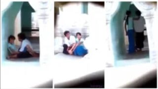 ဘုရားပေါ် -ခွေ-းဇ-ာ-တ်-ခင်းနေတဲ့အတွဲ