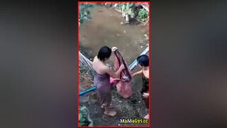 ဗဟုသုတရပါ‌တယ်စွယ်စုံလေး