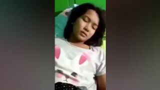 စော်လေးပိပိကို ဖြဲကြည့်လို့ဝမှ ကြိတ်တာ
