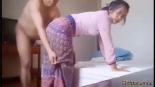 ဘဲကြီးငတ်နေတာထင်တယ် လိုးချက်တွေအောင်ချက်