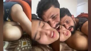 ဆော်လေးကချစ်စရာလေးဟေ့ ဘယ်လိုတောင်လား