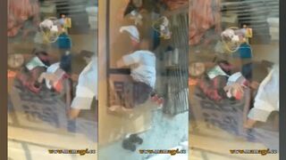 ဆော်လေးကအငုံးလေးဆိုတော့ ဘာဂျာပါပေးနေတာဟ